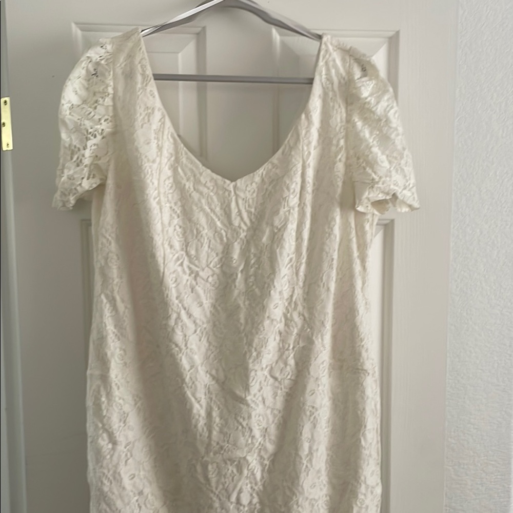 Elegant White Lace Dress